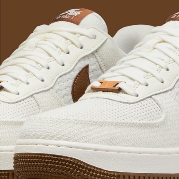 Air Force 1 SNKRS DAY - Picture 2 of 2